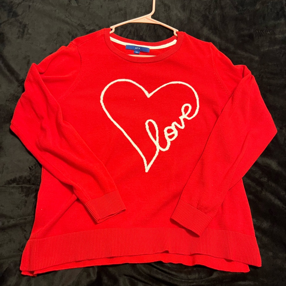 Apt 9 sweater love